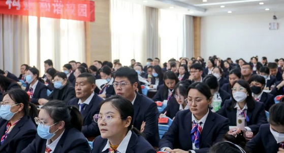 学以致用 融会贯通——薛城舜耕实验学校举行《新课标、新考试、新课堂、新设计》专家讲座活动