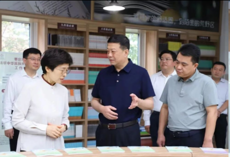 省委统战张淑敏、省委统战部办公室主任徐阳率调研组来薛调研“筑基”工程红石榴学校
