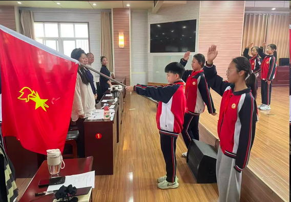 强国复兴有我 争当新时代好少年——薛城区矿建路小学开展大队委选拔活动