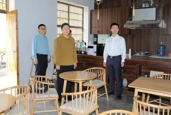 滕州市政协共青团界委员到东郭镇开展“乡村振兴新篇章，青春教育新探索”活动