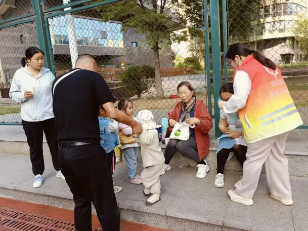 枣庄薛城：开展“同心筑梦庆五一 志愿服务暖社区”活动