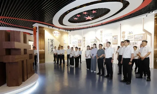 枣庄市烟草专卖局来龙泉街道开展廉洁教育活动 
